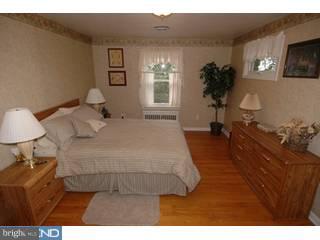 19 Merrymount Road Wyomissing, PA 19609 - Photo 5 of 6 Gallery Image 5