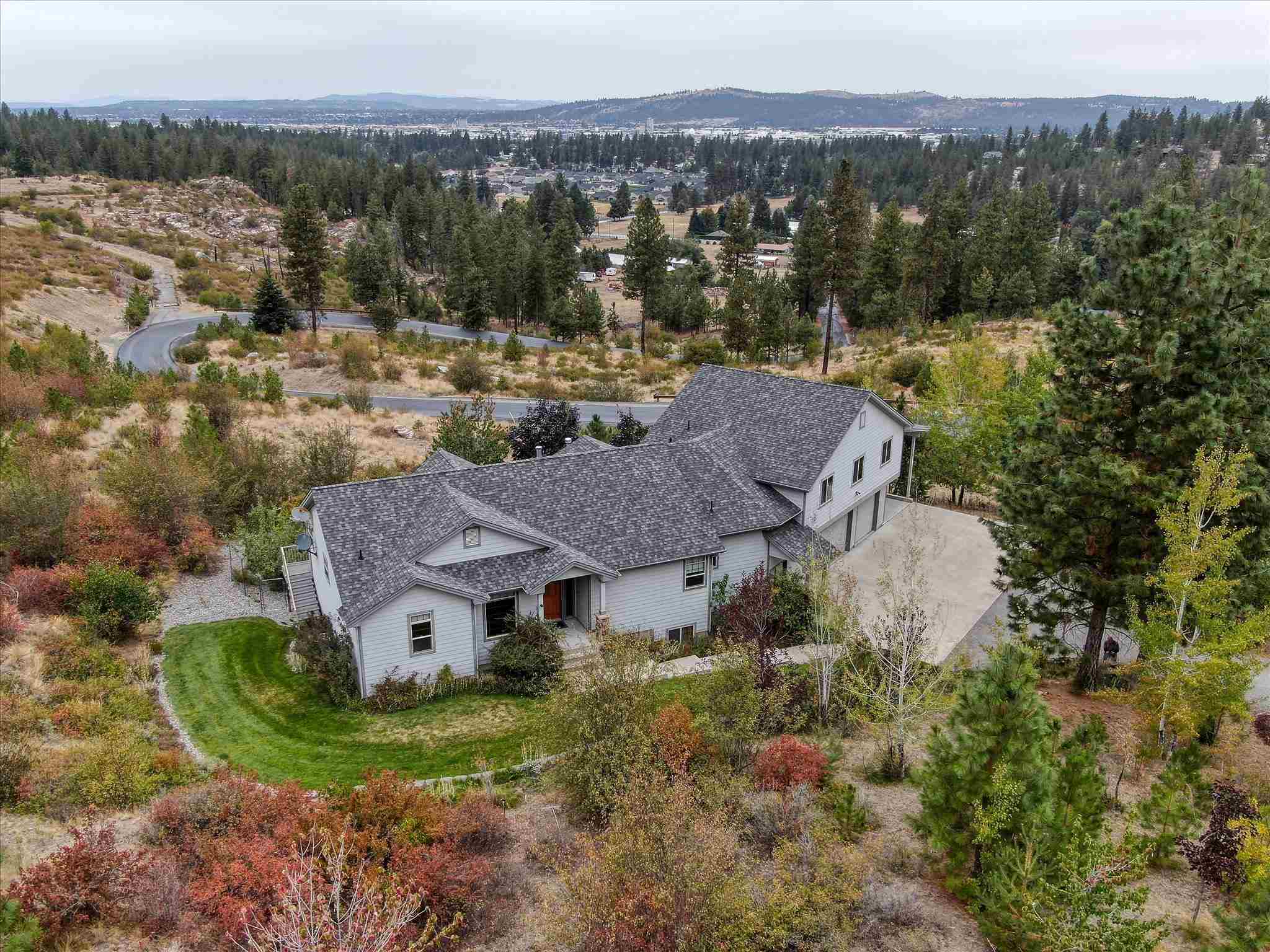 2224 South Park Road Spokane Valley, WA 99212 - Photo 1 of 44