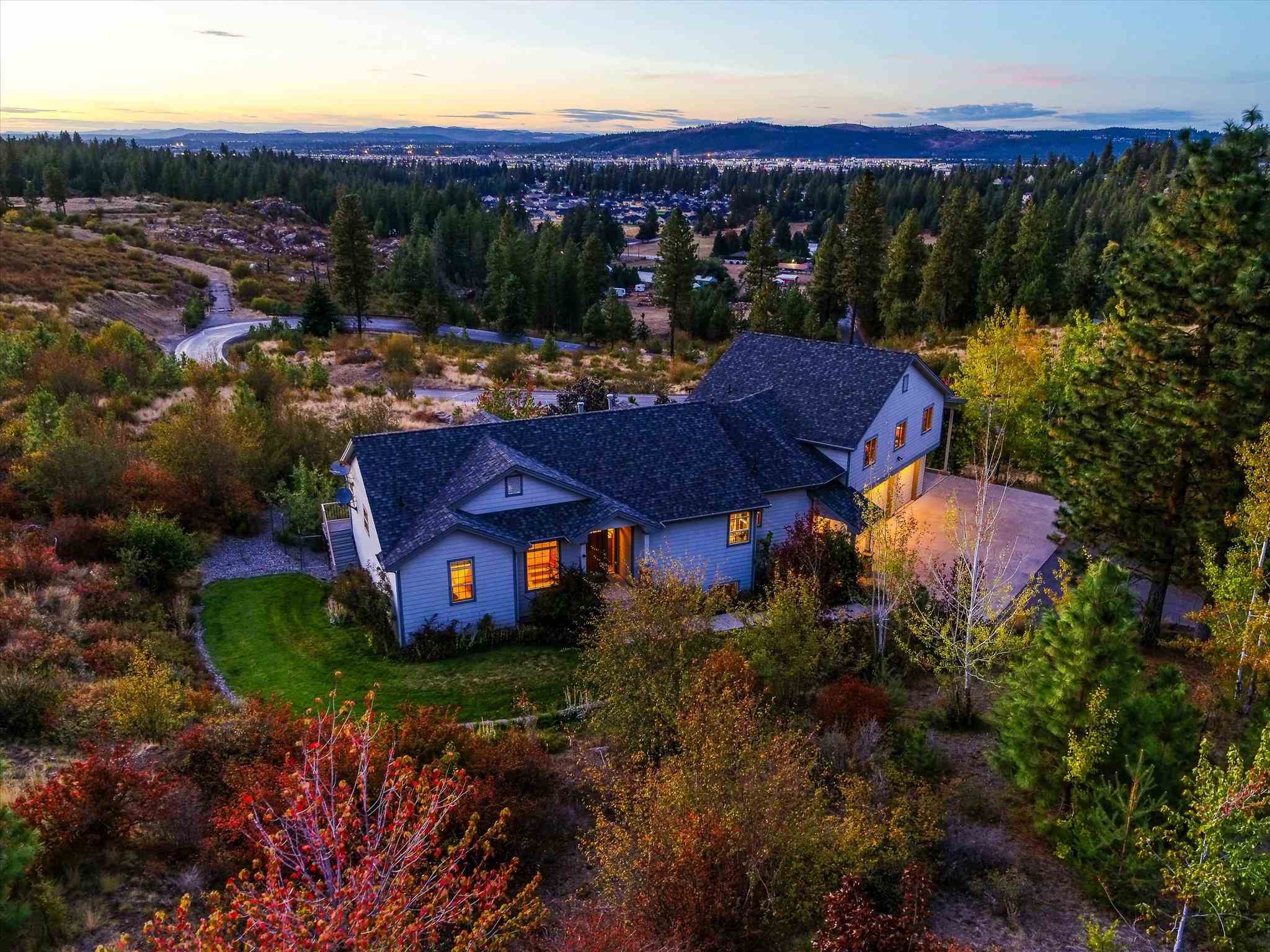 2224 South Park Road Spokane Valley, WA 99212 - Photo 2 of 44