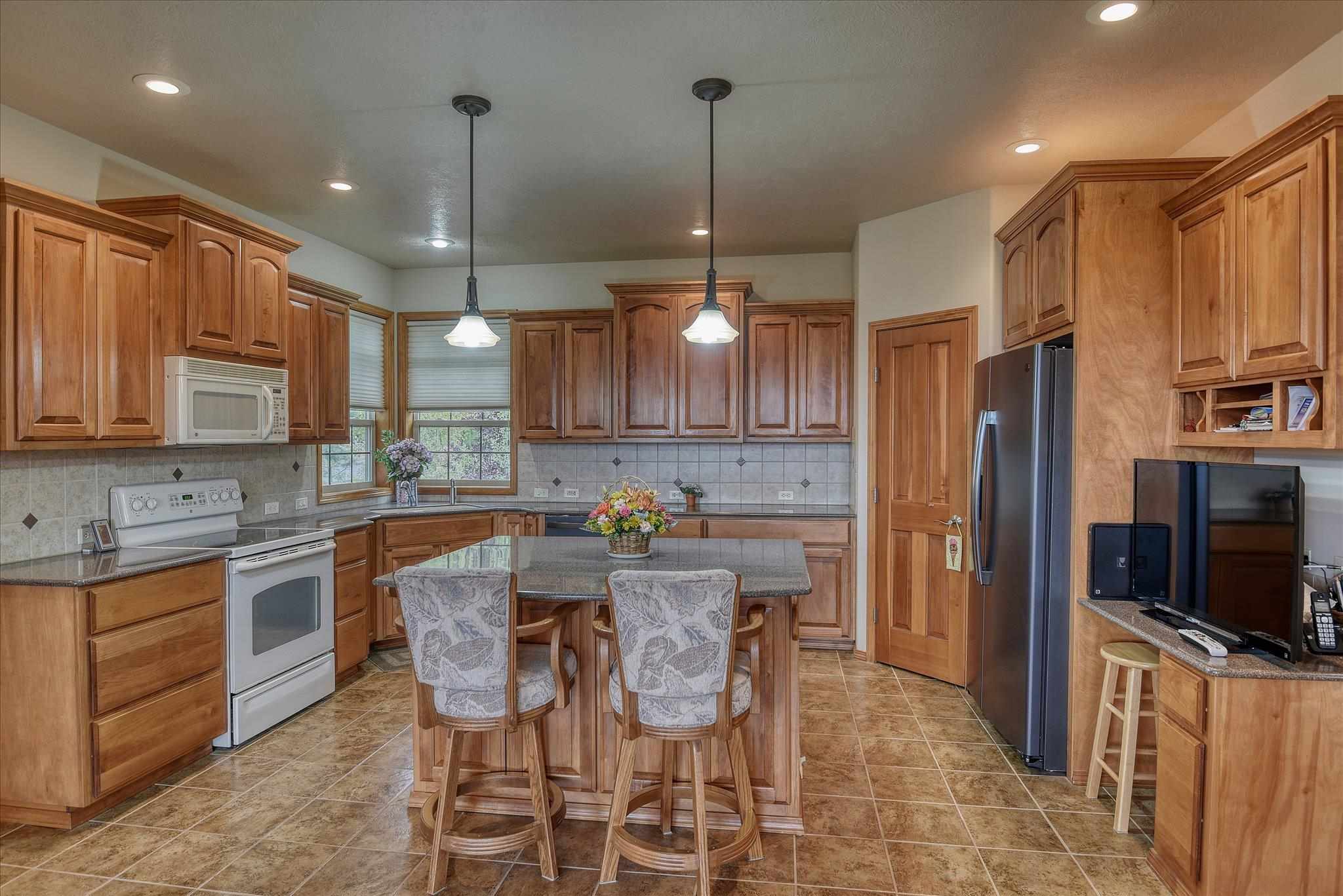 2224 South Park Road Spokane Valley, WA 99212 - Photo 12 of 44