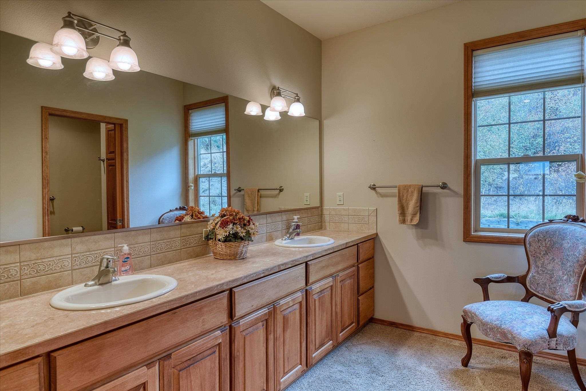 2224 South Park Road Spokane Valley, WA 99212 - Photo 16 of 44