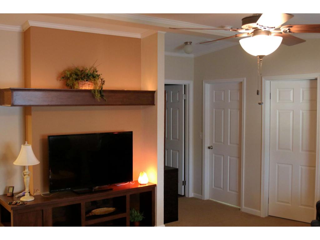 7 Juniper Street Exeter, NH 03833 - Photo 4 of 27