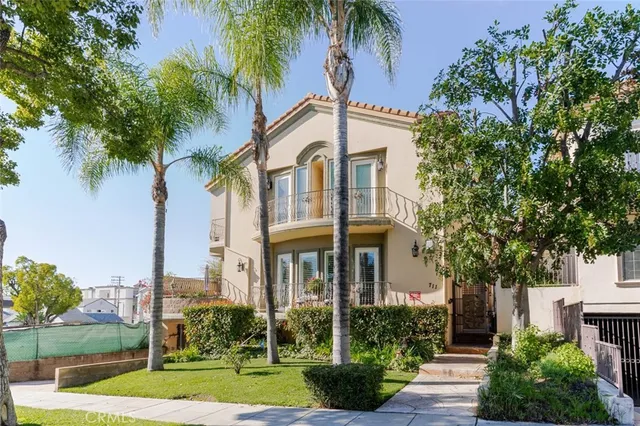 $4,600 | 711 East Angeleno Avenue, Unit 102, Burbank, CA 91501