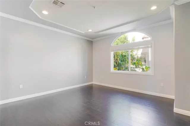 $4,600 | 711 East Angeleno Avenue, Unit 102, Burbank, CA 91501