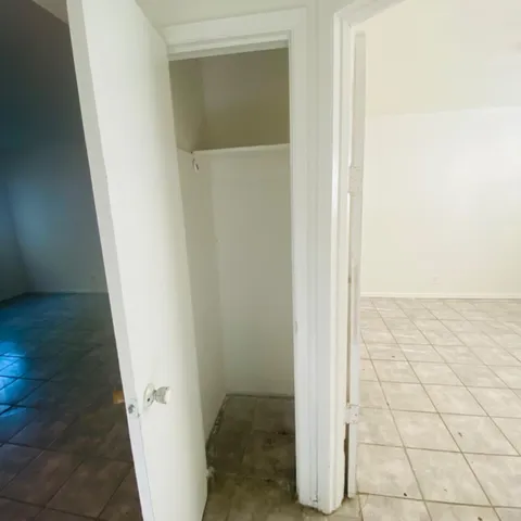 $570,000 | 408 South Woodrow Avenue, Fresno, CA 93702