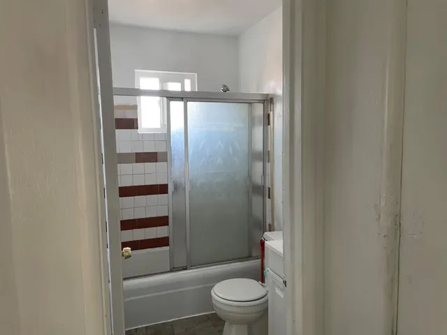 $570,000 | 408 South Woodrow Avenue, Fresno, CA 93702