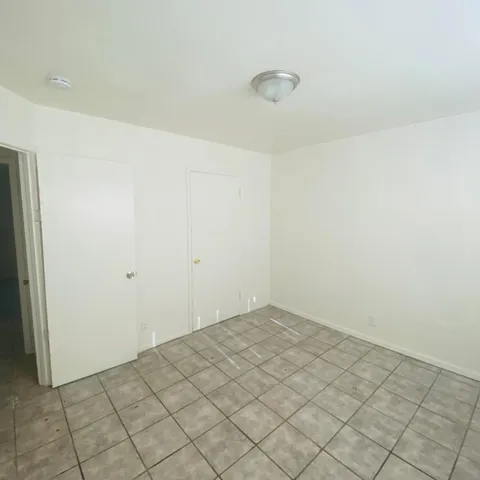 $570,000 | 408 South Woodrow Avenue, Fresno, CA 93702