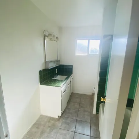 $570,000 | 408 South Woodrow Avenue, Fresno, CA 93702