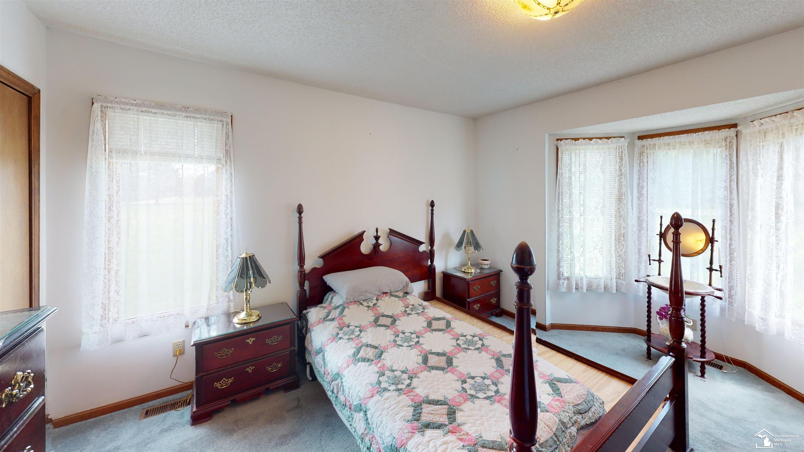 6975 Jennings Road Dexter, MI 48130 - Photo 22 of 37 50114648-24.JPG