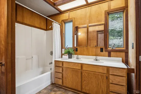 $1,450,000 | 95 Sunnyside Drive, Inverness, CA 94937