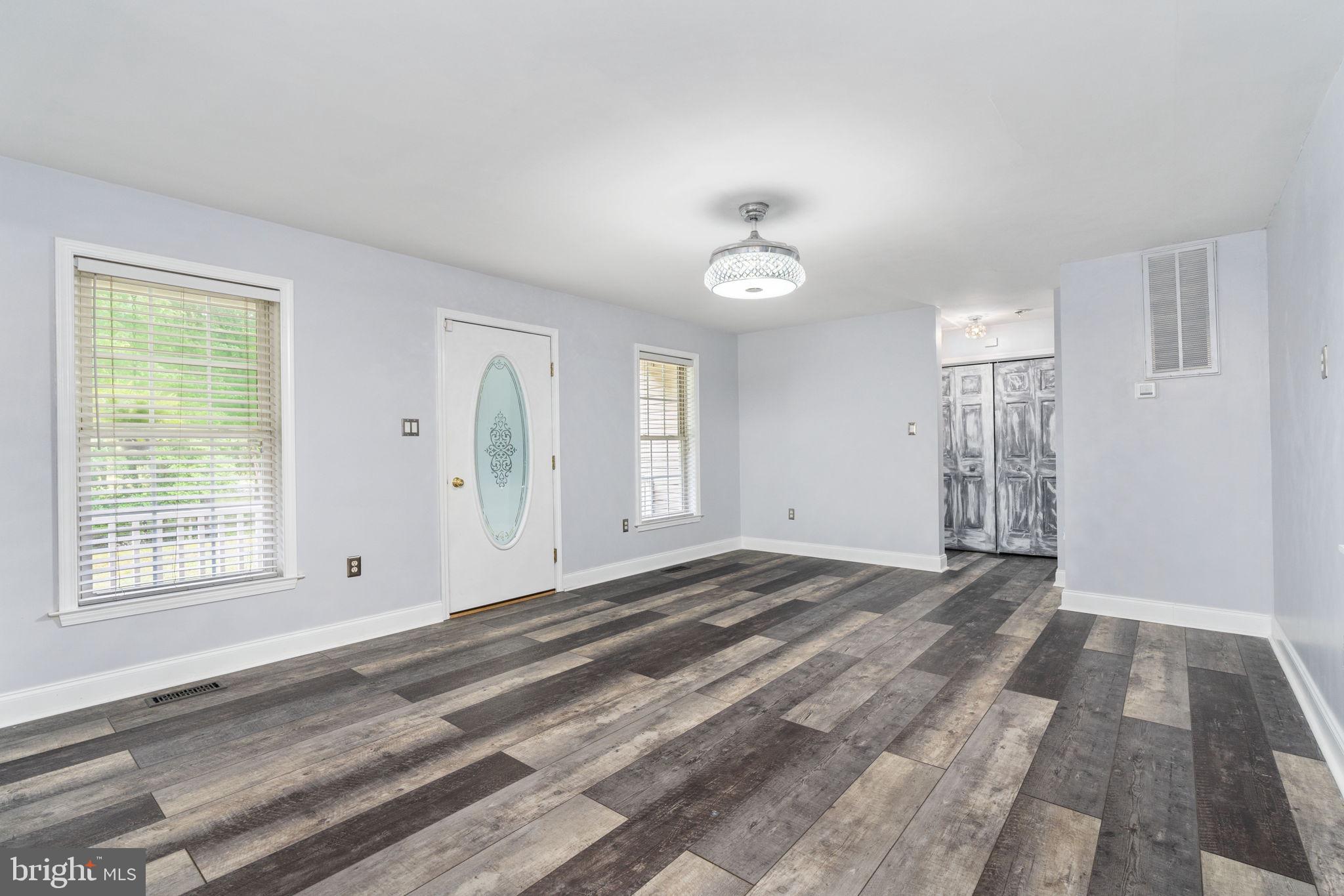 16047 Round Hill Road King George, VA 22485 - Photo 7 of 49 Gallery Image 7