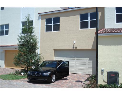 1527 Northwest 48th Lane Boca Raton, FL 33431 - Photo 3 of 14 Additional Photo