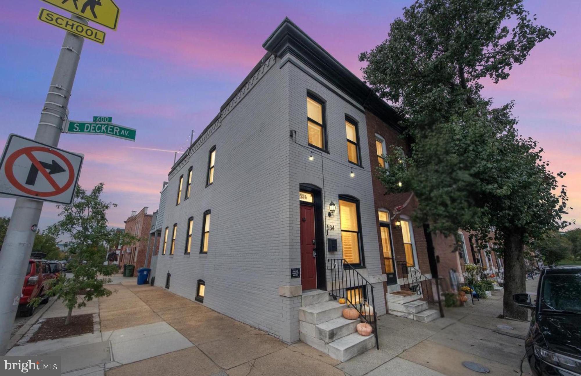 534 South Decker Avenue Baltimore, MD 21224 - Photo 1 of 55