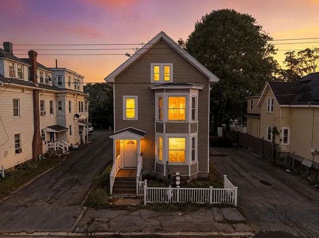 $880,000 | 91 Farnham Street, Lawrence, MA 01843