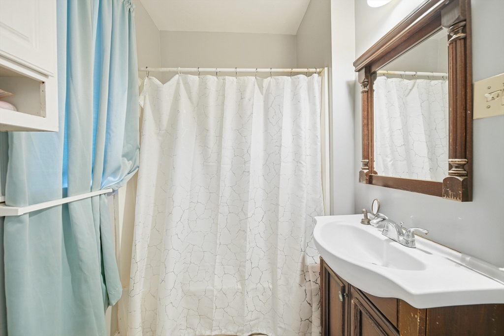 91 Farnham Street Lawrence, MA 01843 - Photo 18 of 29