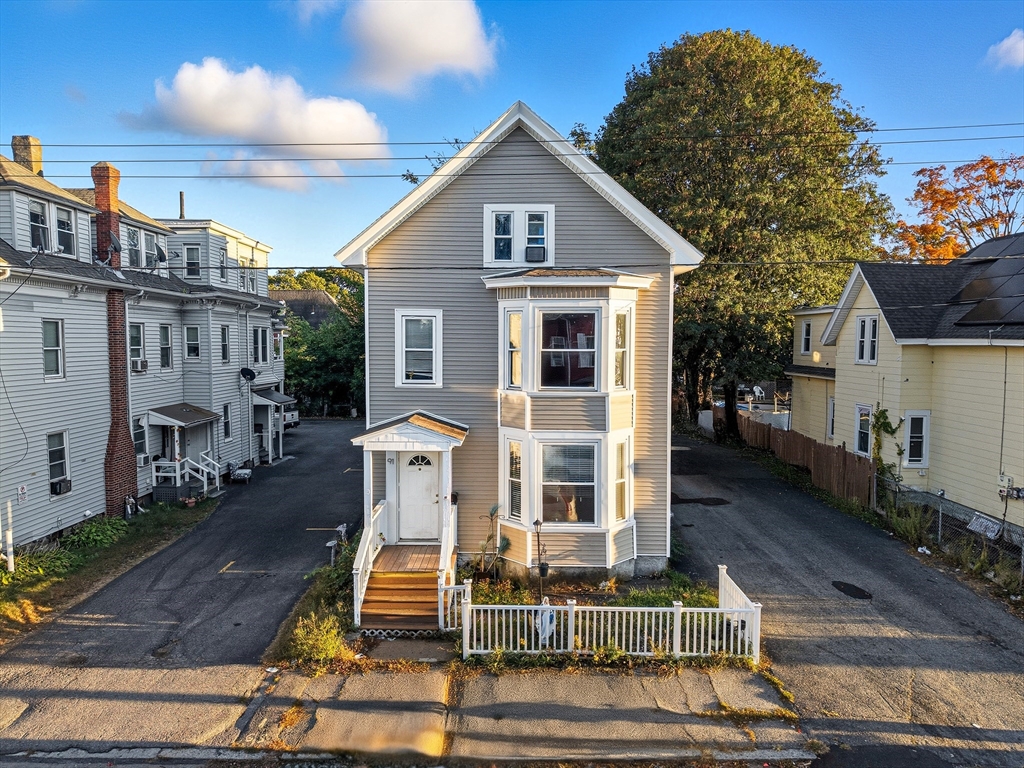 91 Farnham Street Lawrence, MA 01843 - Photo 2 of 29