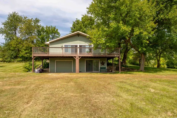 $284,900 | 2 Sunbow Path, Galena, IL 61036