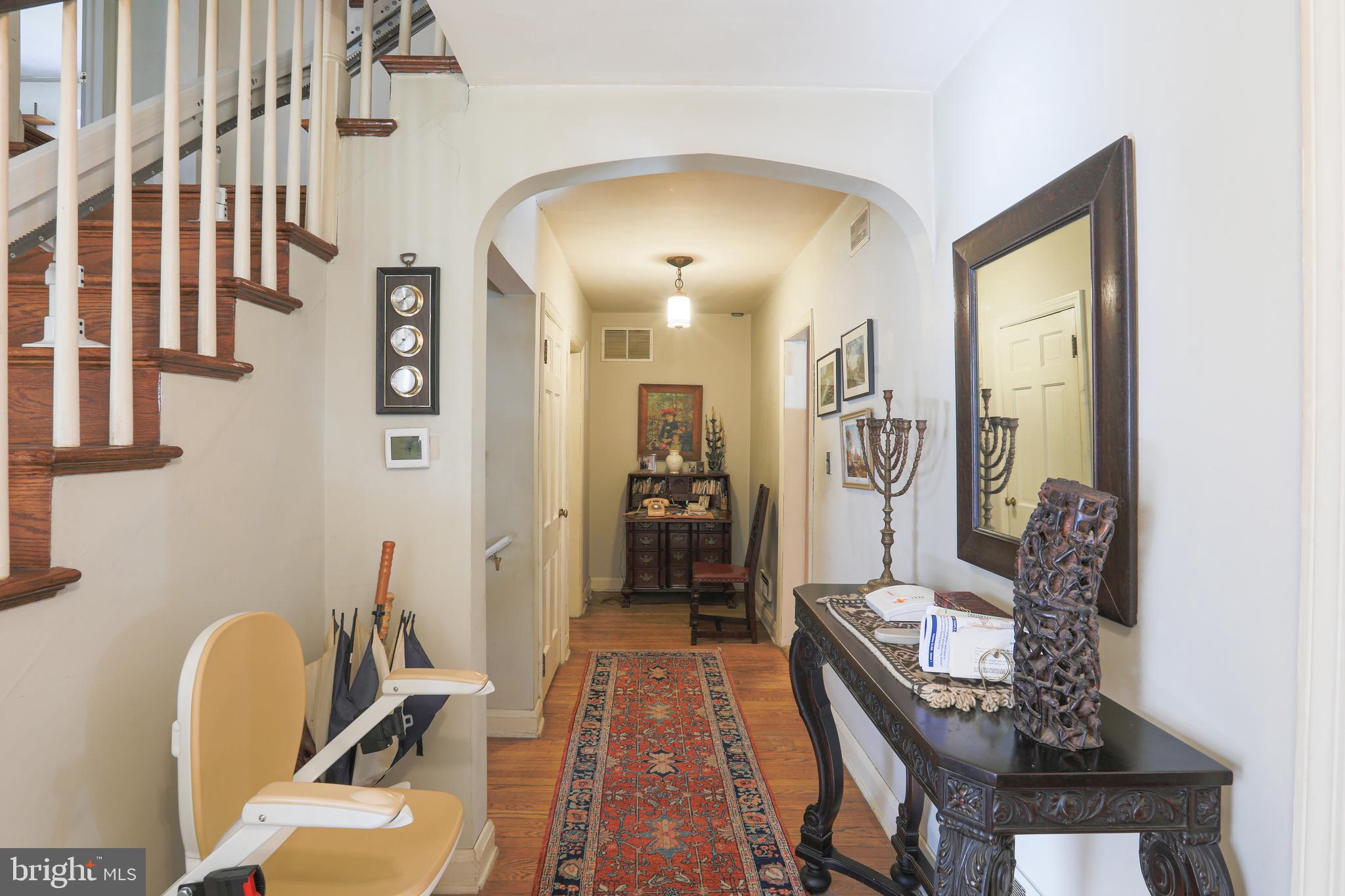 2606 Old Court Road Baltimore, MD 21208 - Photo 32 of 59 The spacious foyer is 26 long