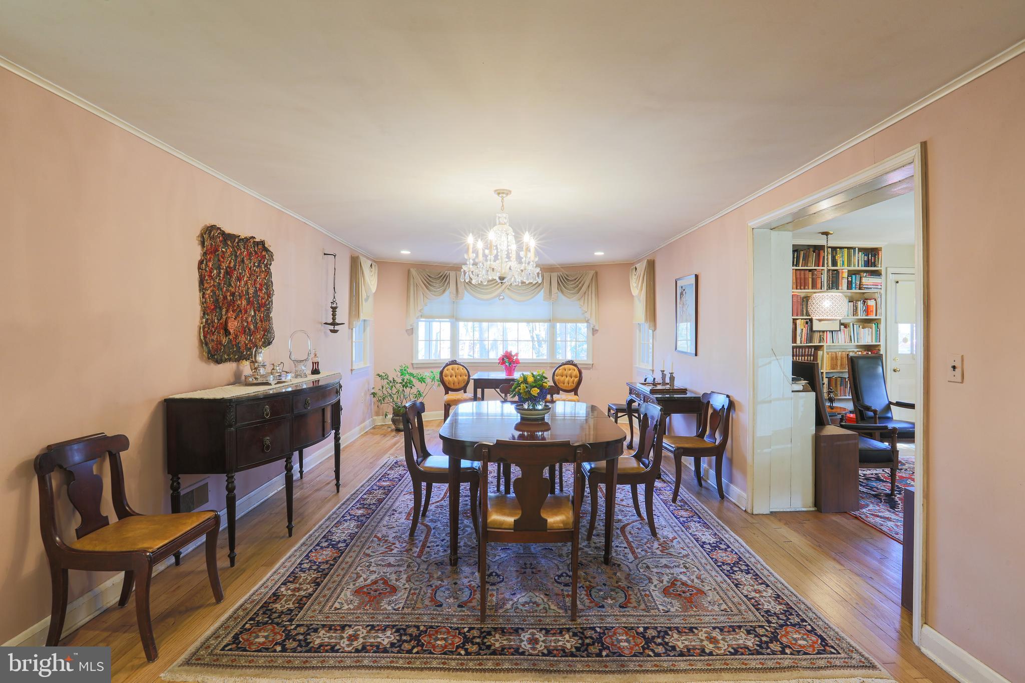 2606 Old Court Road Baltimore, MD 21208 - Photo 9 of 59 Banquet sized dining room