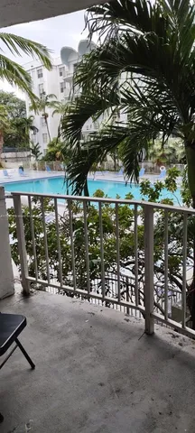 $1,400 | 484 Northwest 165th St Road, Unit A214, Miami, FL 33169