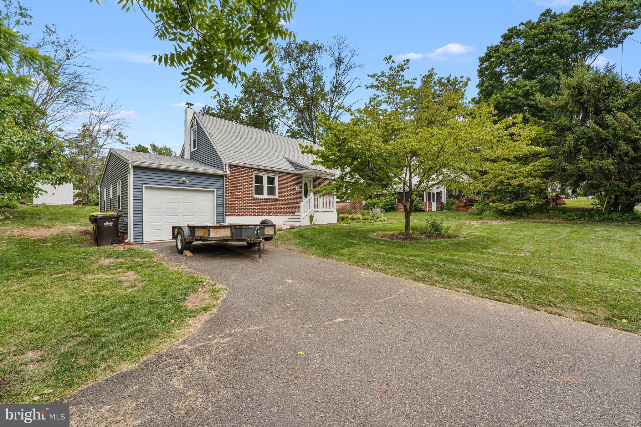 945 Bridge Road Collegeville, PA 19426 - Photo 2 of 30 Gallery Image 2