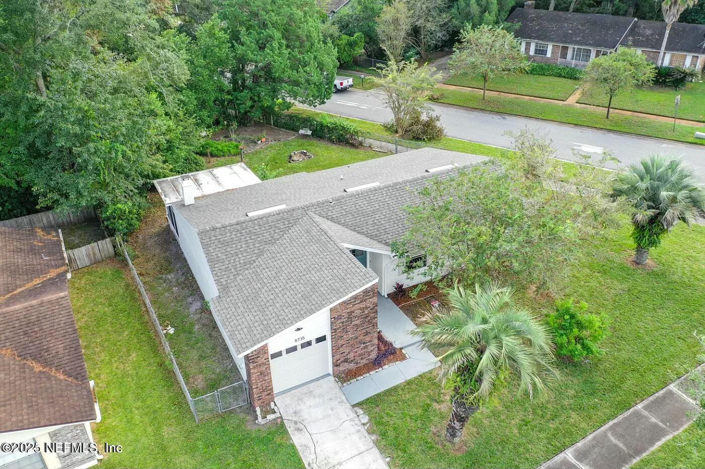8735 Moss Haven Road Jacksonville, FL 32221 - Photo 28 of 29 an aerial view of a house