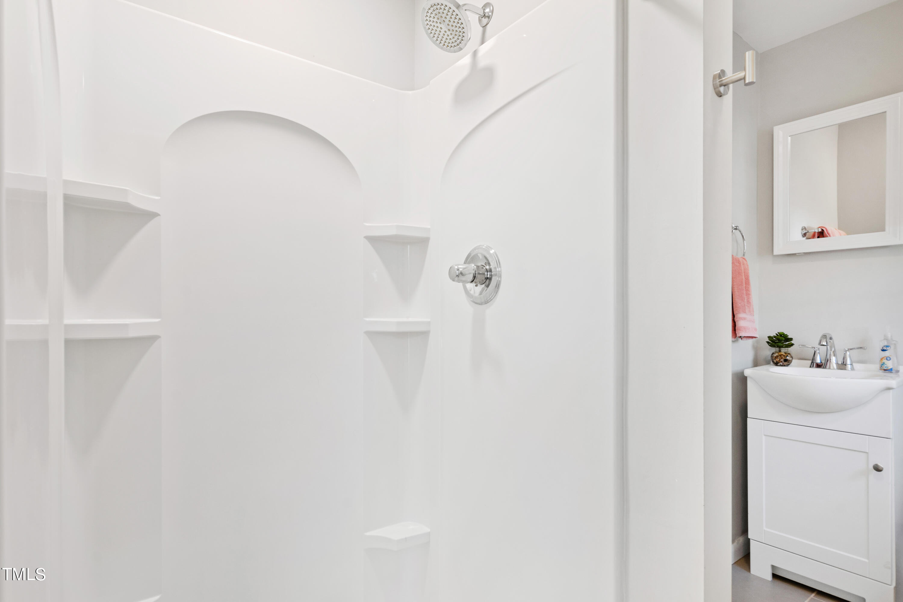 2413 Kennington Road Raleigh, NC 27610 - Photo 27 of 33