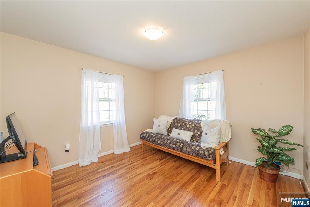 5 Robin Hill Road North Caldwell, NJ 07006 - Photo 24 of 32