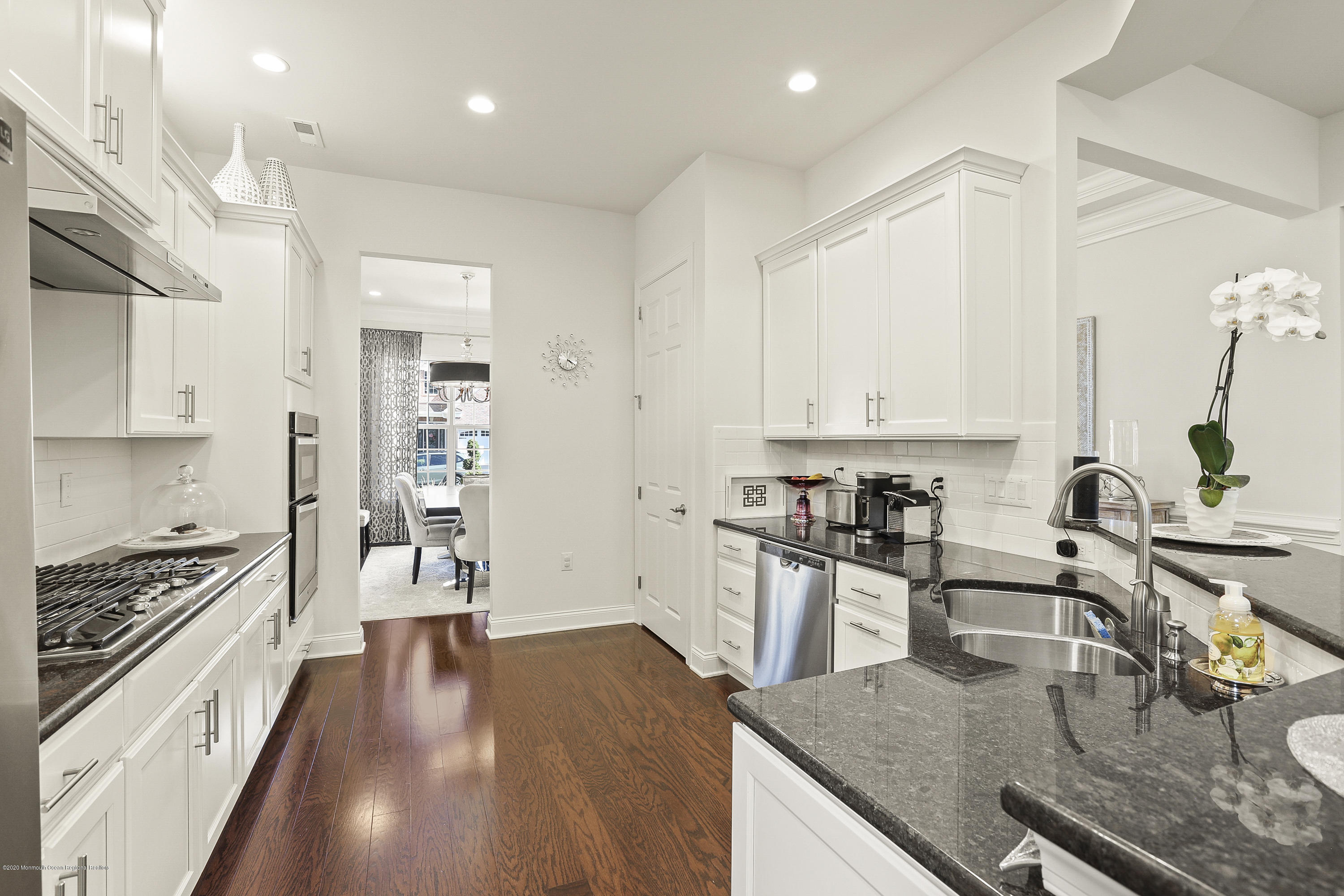 134 Sunset Drive Tinton Falls, NJ 07724 - Photo 11 of 43 5W5A8860