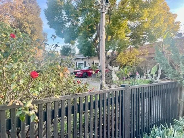 $1,300,000 | 406 Seventh Avenue, Menlo Park, CA 94025