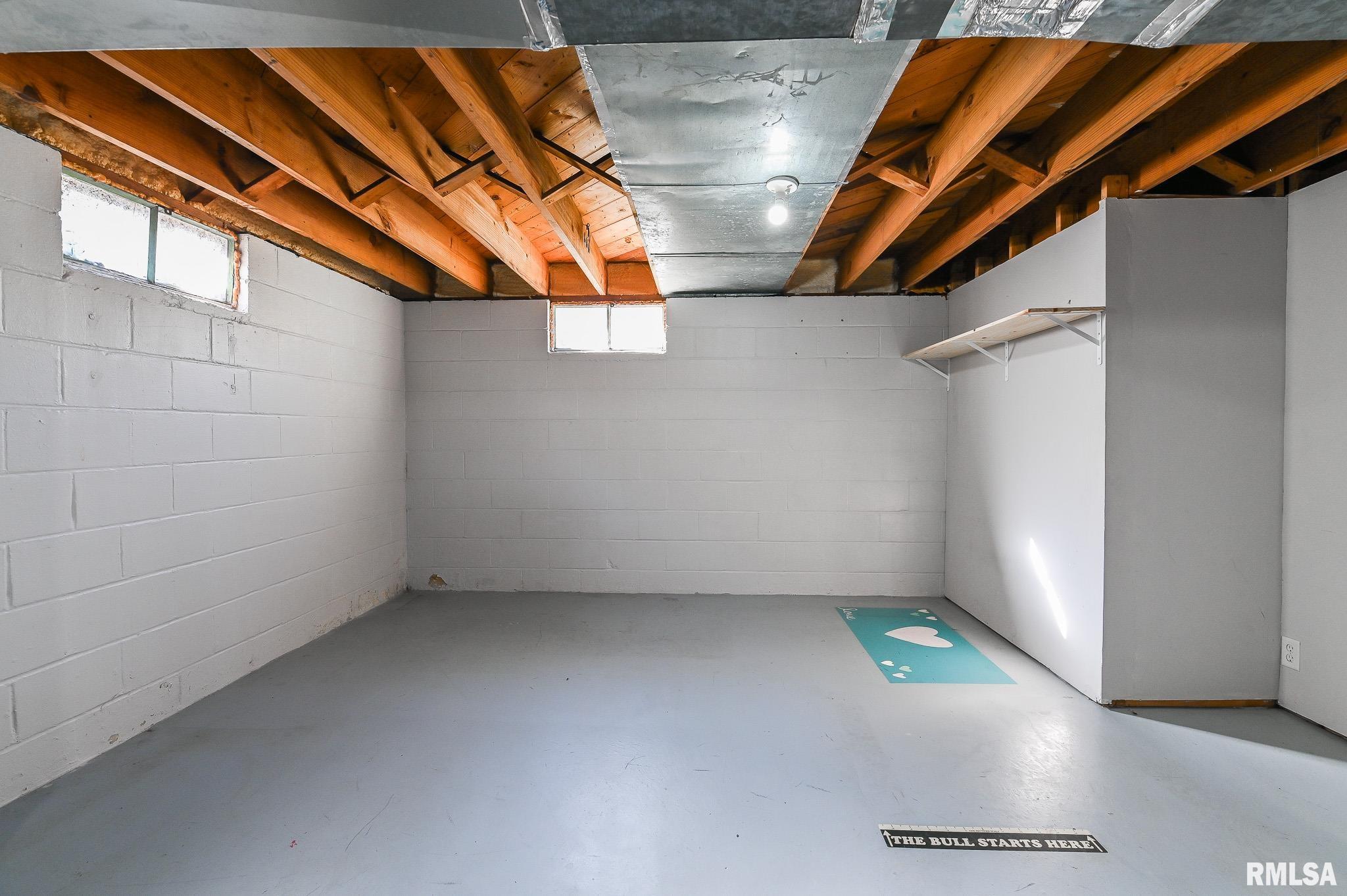 1002 Black Street Pekin, IL 61554 - Photo 21 of 26