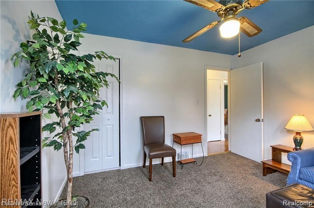 18704 Inkster Road Redford, MI 48240 - Photo 8 of 32 Ink old bdrm.jpg