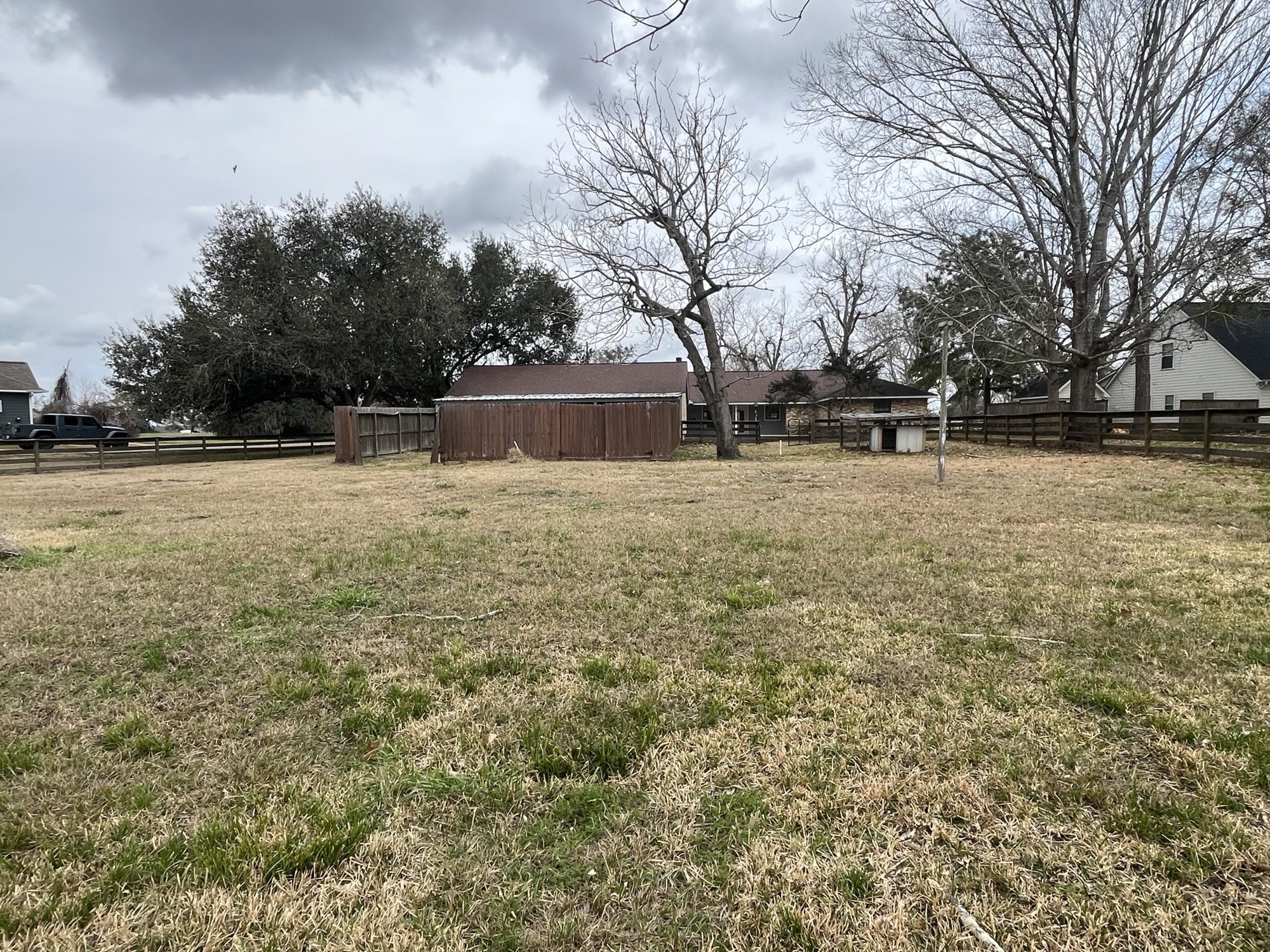 407 Branding Iron Circle Angleton, TX 77515 - Photo 16 of 19