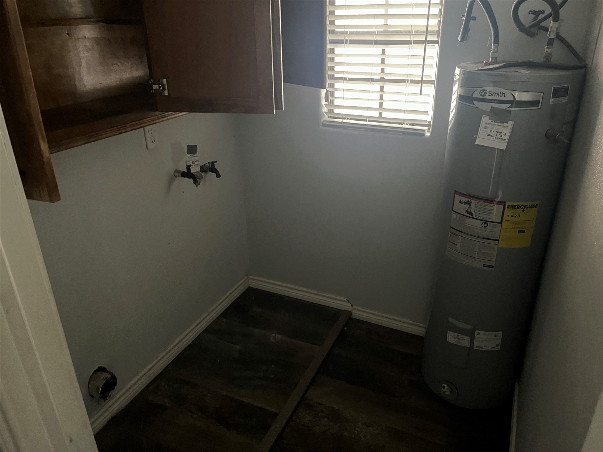 407 Branding Iron Circle Angleton, TX 77515 - Photo 10 of 19