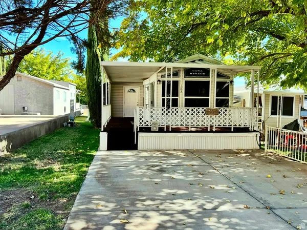 $149,000 | 1150 West Red Hills Parkway, Unit 183, Washington, UT 84780