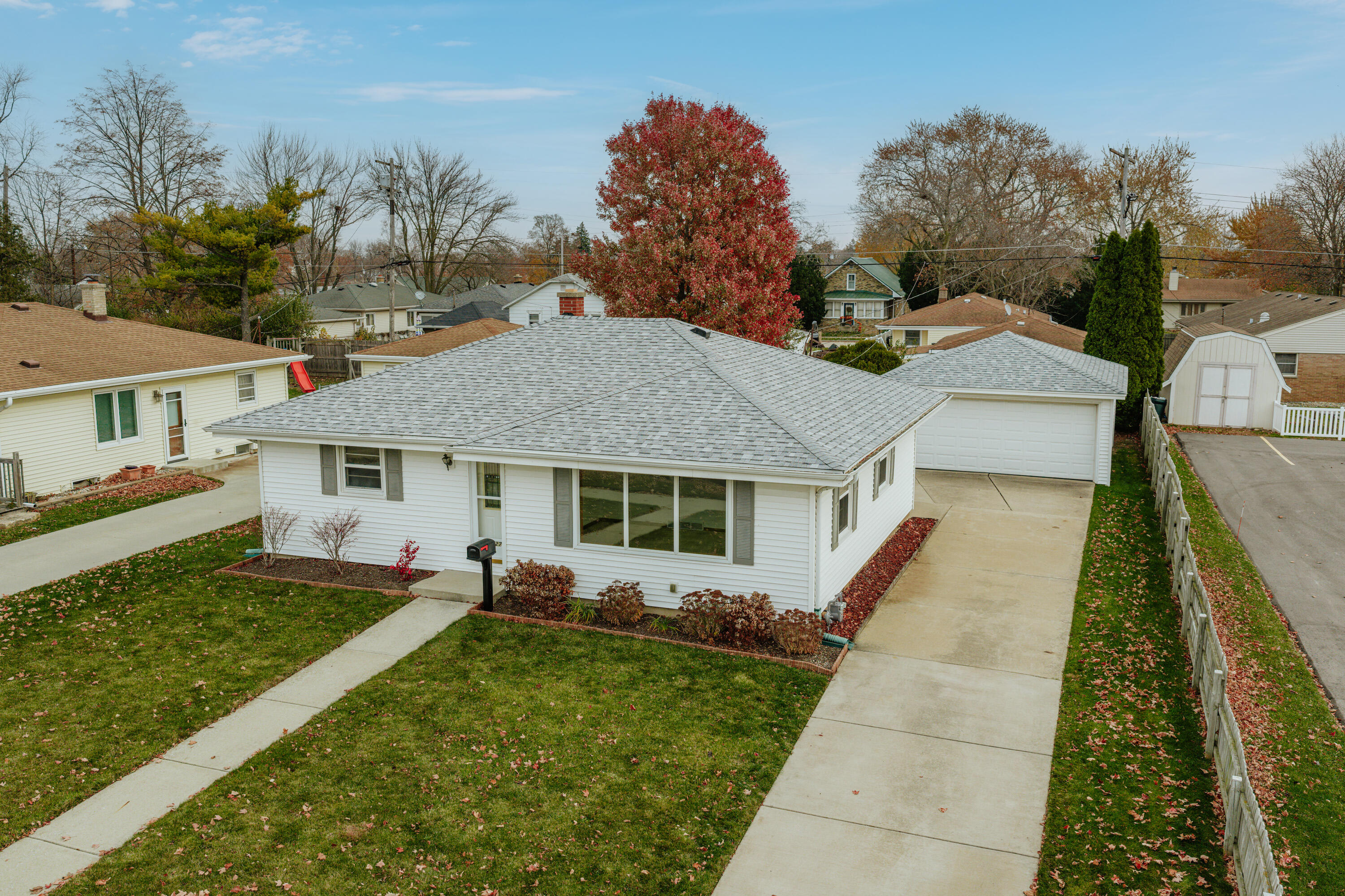 2327 Ohio Street Racine, WI 53405 - Photo 1 of 34 2327 Ohio St-5