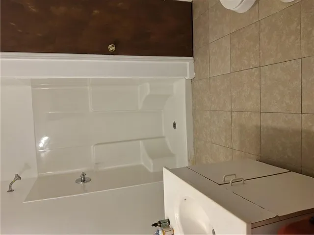 $2,400 | 3145 Malvern Drive, Snellville, GA 30039