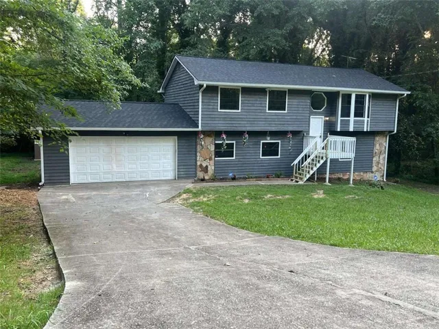 $2,400 | 3145 Malvern Drive, Snellville, GA 30039
