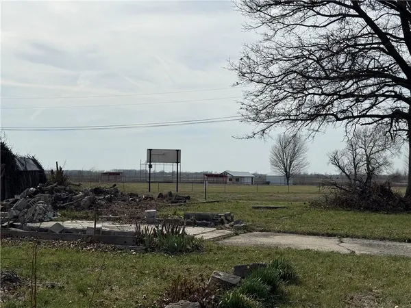 $69,000 | 434 South Street, Hardin, MO 64035