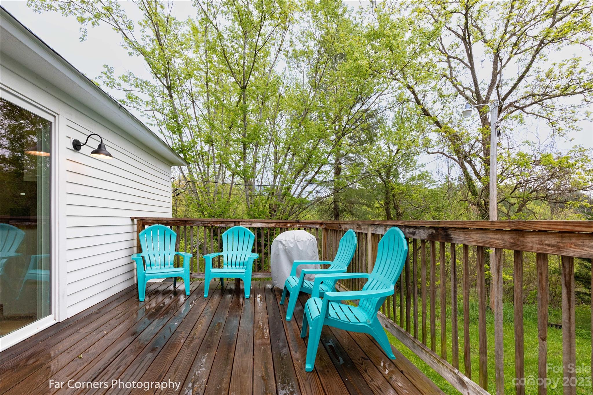 29 South School Road Marshall, NC 28753 - Photo 22 of 24 a view of deck with furniture and trees around