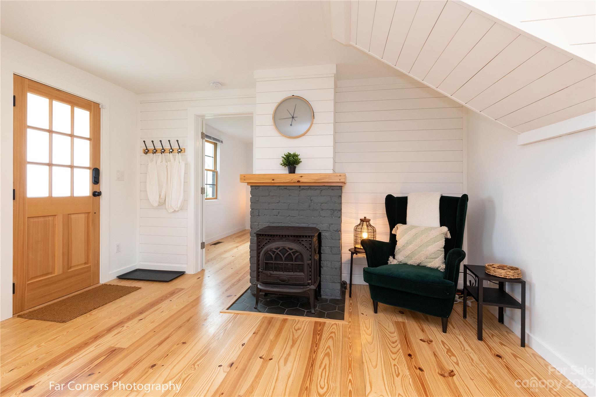 29 South School Road Marshall, NC 28753 - Photo 5 of 24 a living room with furniture and a fireplace