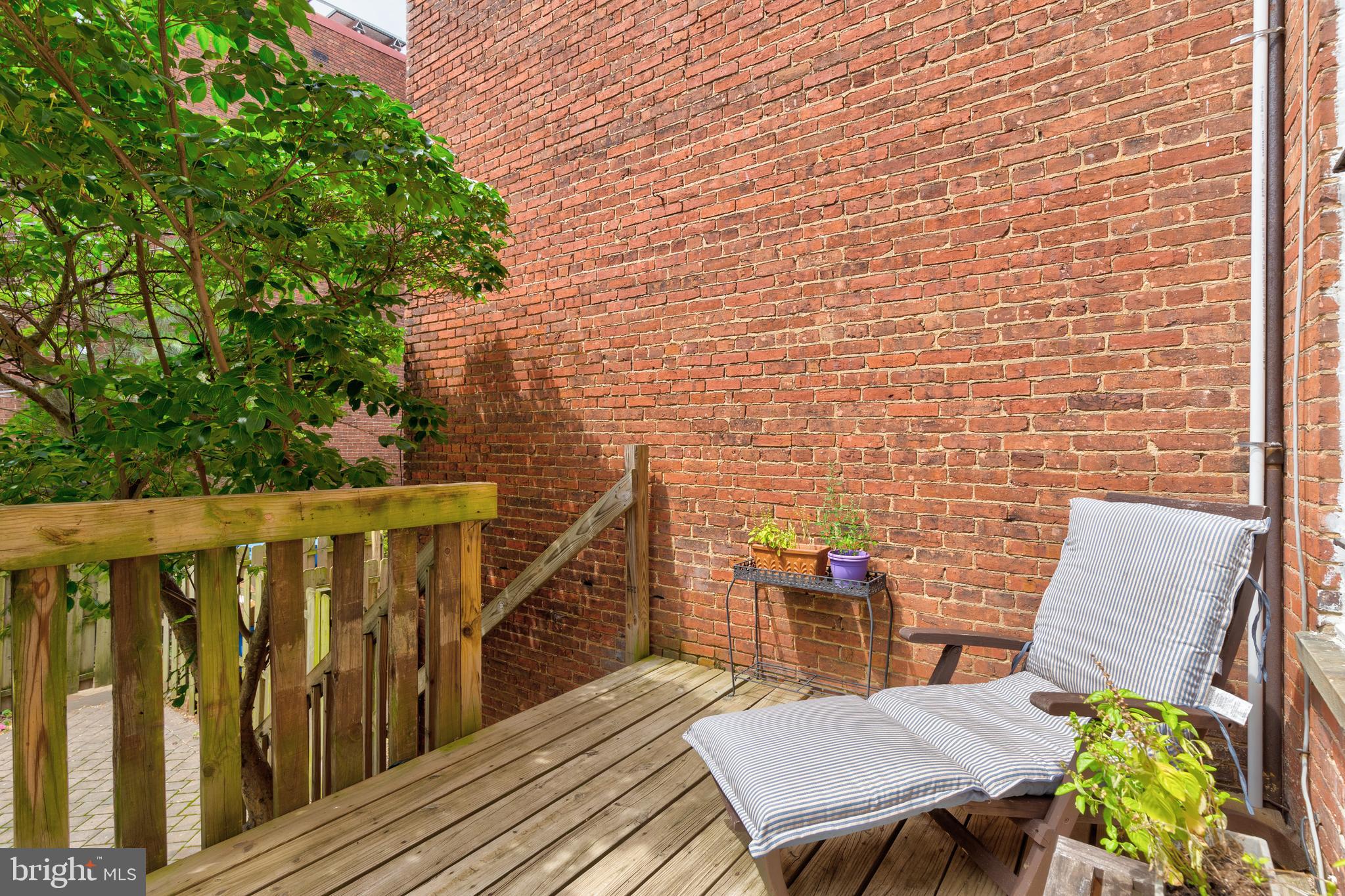 503 Seward Square Southeast Washington, DC 20003 - Photo 18 of 38