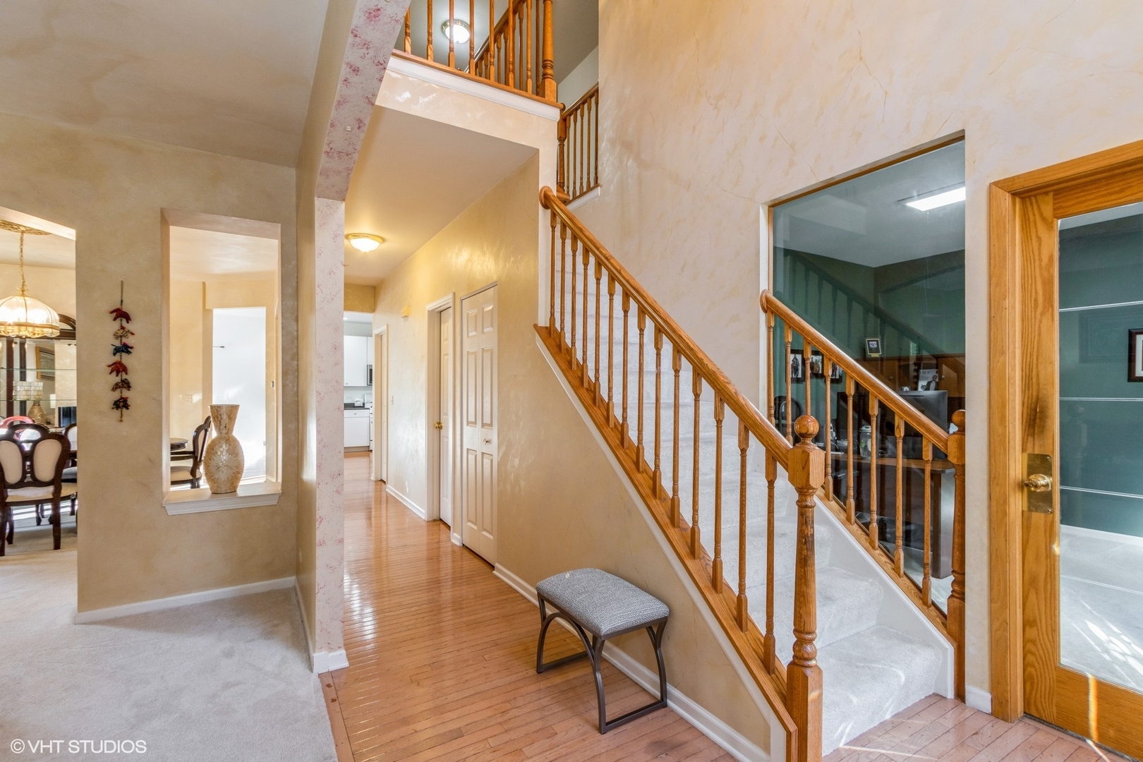 606 Barberry Trail Fox River Grove, IL 60021 - Photo 2 of 22