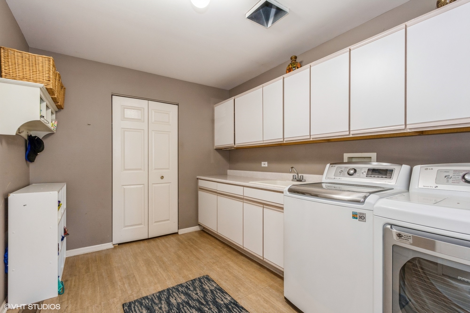 606 Barberry Trail Fox River Grove, IL 60021 - Photo 10 of 22