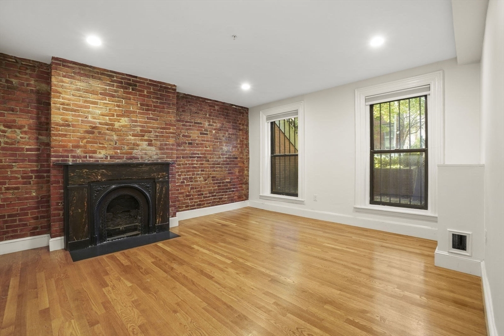 73 Rutland Street, Unit 1 Boston, MA 02118 - Photo 10 of 17