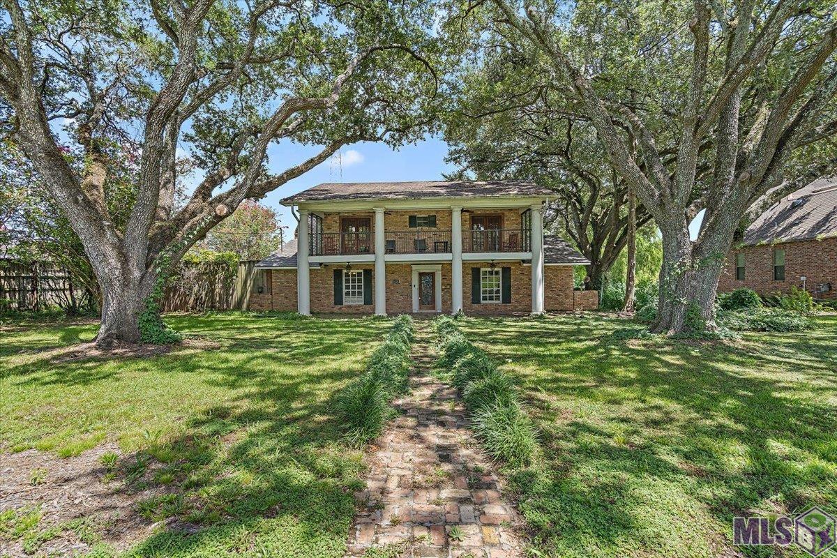 1456 Lakeridge Drive Baton Rouge, LA 70802 - Photo 1 of 25