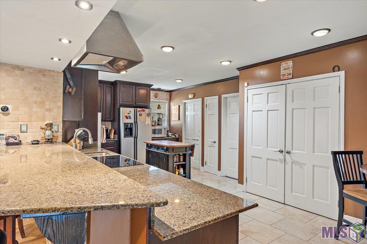 1456 Lakeridge Drive Baton Rouge, LA 70802 - Photo 5 of 25