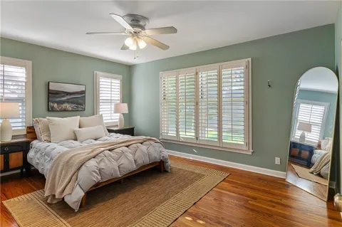 $539,000 | 1204 West 70th Terrace, Kansas City, MO 64113