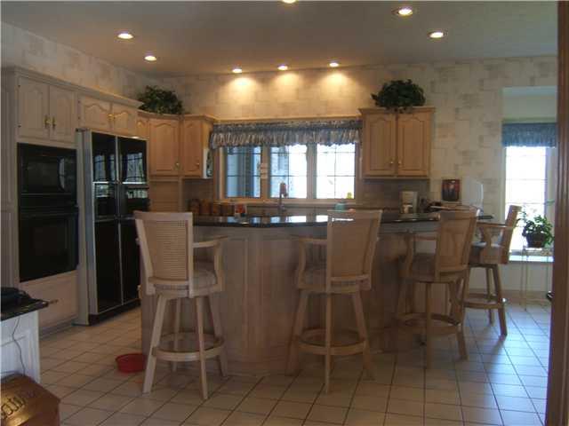 10051 Fall Creek Road Indianapolis, IN 46256 - Photo 6 of 12 Gallery Image 6