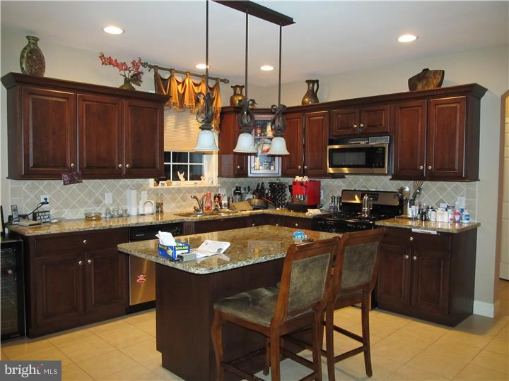 89 Fairwood Avenue Sinking Spring, PA 19608 - Photo 11 of 21 Gallery Image 11